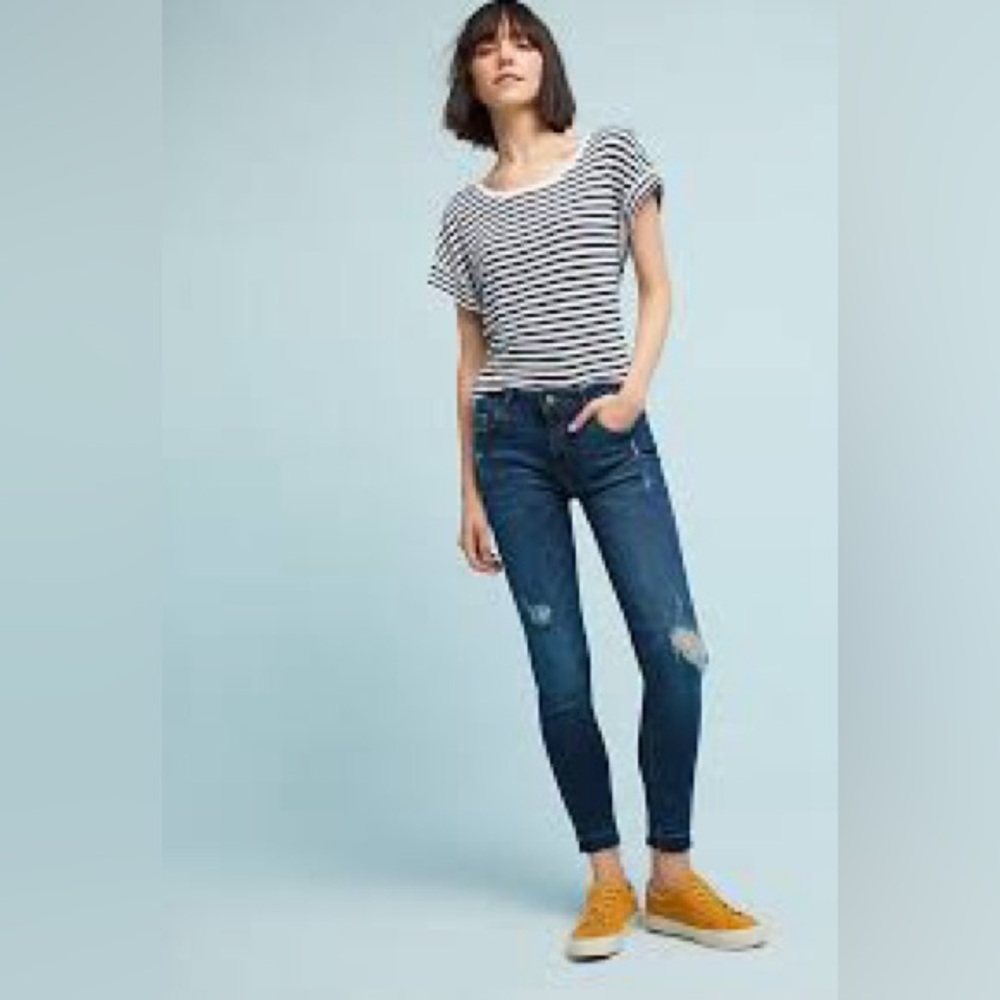 DL1961 InstaSculpt High rise jeans. Flattering fit. Margeux style Size 4